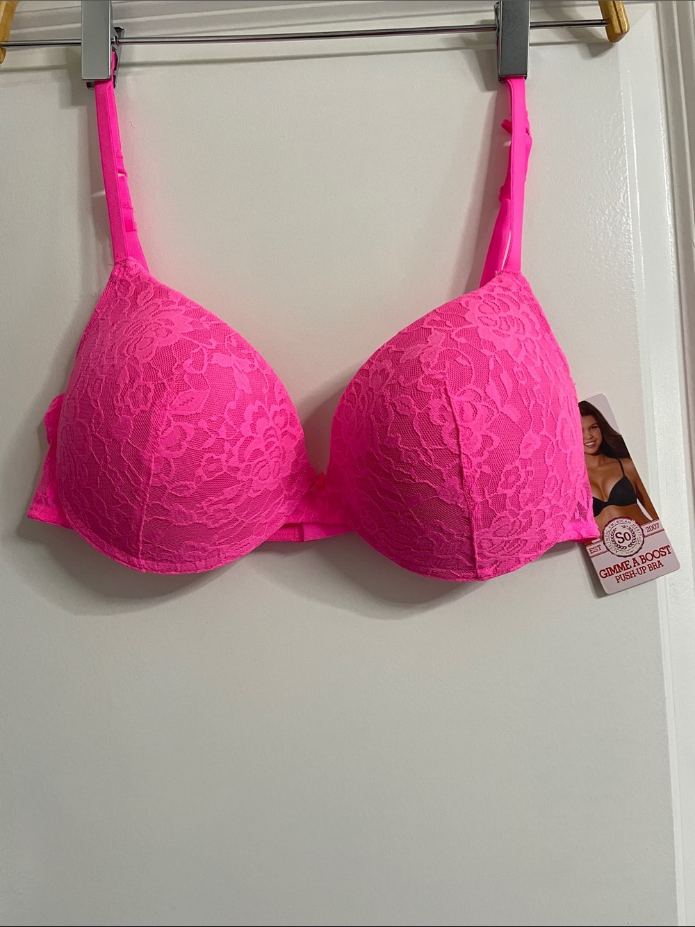SO Hot Pink Lace Push-Up Bra Size 38C NWT